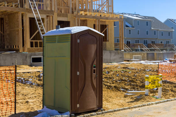 Best Luxury portable toilet rental  in Portage, WI